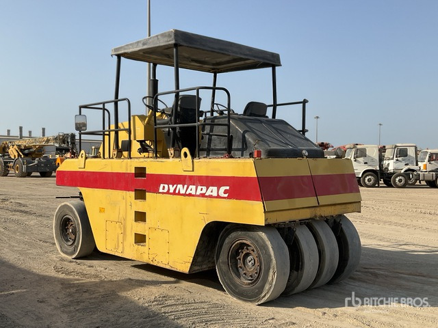 2002 Dynapac CP 271 9 Wheel Pneumatic Roller - Compactador de pneus: foto 4 2002 Dynapac CP 271 9 Wheel Pneumatic Roller - Compactador de pneus: foto 4
