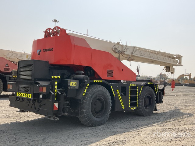 2002 Tadano TR300 EX 30 ton 4x4x4 Rough Terrain Crane - Grua de estaleiro: foto 3 2002 Tadano TR300 EX 30 ton 4x4x4 Rough Terrain Crane - Grua de estaleiro: foto 3