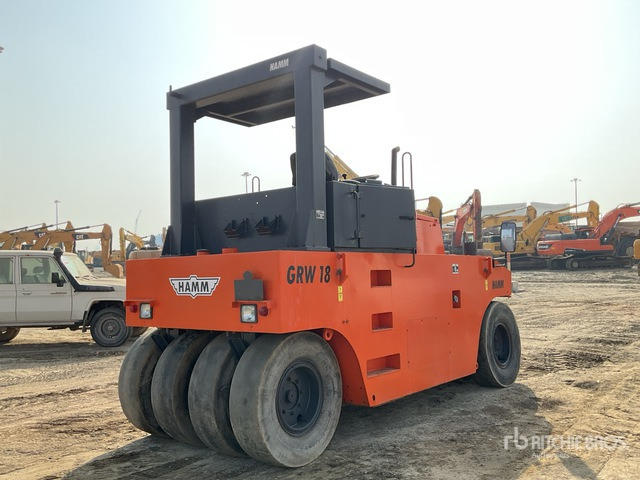 2003 Hamm GRW18 8 Wheel Pneumatic Roller - Compactador de pneus: foto 3 2003 Hamm GRW18 8 Wheel Pneumatic Roller - Compactador de pneus: foto 3