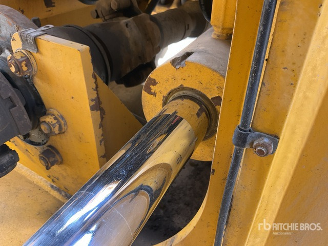 2004 Komatsu WA500-3 - Pá carregadora de rodas: foto 5 2004 Komatsu WA500-3 - Pá carregadora de rodas: foto 5