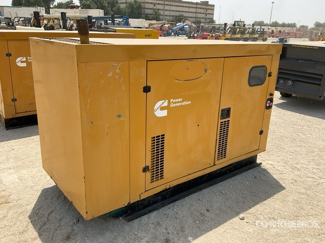 2005 Cummins 100 kVA Skid-Mounted Generator Set - Gerador elétrico: foto 3 2005 Cummins 100 kVA Skid-Mounted Generator Set - Gerador elétrico: foto 3