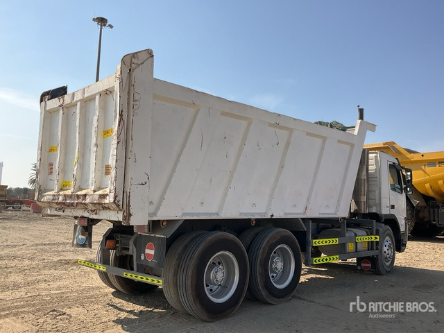 2005 Volvo FM12-380 6x4 T/A Dump Truck - Camião basculante: foto 3 2005 Volvo FM12-380 6x4 T/A Dump Truck - Camião basculante: foto 3