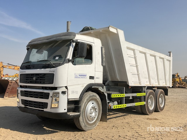 2005 Volvo FM12-380 6x4 T/A Dump Truck - Camião basculante: foto 1 2005 Volvo FM12-380 6x4 T/A Dump Truck - Camião basculante: foto 1