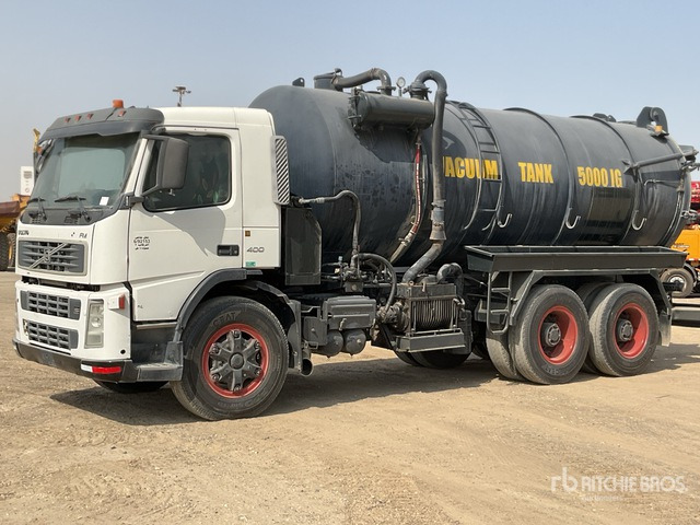 2008 Volvo FM400 6x4 20000 L Vacuum Tanker Truck - Caminhão limpa fossa: foto 2 2008 Volvo FM400 6x4 20000 L Vacuum Tanker Truck - Caminhão limpa fossa: foto 2