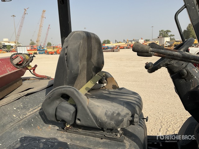 2014 Komatsu FH40-1 4 ton Forklift - Empilhadeira a diesel: foto 5 2014 Komatsu FH40-1 4 ton Forklift - Empilhadeira a diesel: foto 5