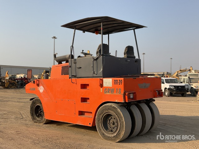 2015 Hamm GRW18 8 Wheel Pneumatic Roller - Compactador de pneus: foto 4 2015 Hamm GRW18 8 Wheel Pneumatic Roller - Compactador de pneus: foto 4