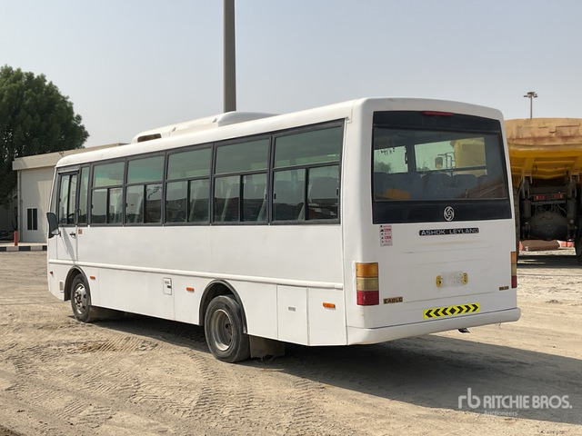 2016 Ashok Leyland EAGLE 4x2 31-Seat Transit Bus - Ônibus suburbano: foto 4 2016 Ashok Leyland EAGLE 4x2 31-Seat Transit Bus - Ônibus suburbano: foto 4
