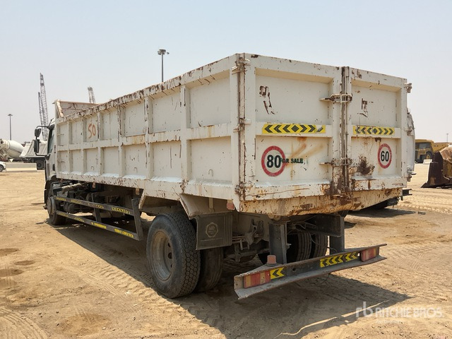 2016 Renault D18 4x2 (Inoperable) S/A Dump Truck - Camião basculante: foto 4 2016 Renault D18 4x2 (Inoperable) S/A Dump Truck - Camião basculante: foto 4