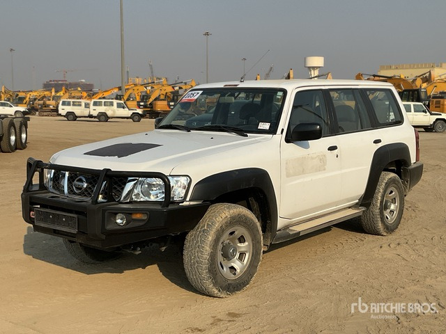 2018 Nissan Patrol GL 4x4 SUV - SUV: foto 2 2018 Nissan Patrol GL 4x4 SUV - SUV: foto 2
