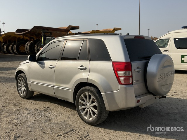 2018 Suzuki Grand Vitara 4x4 SUV - SUV: foto 4 2018 Suzuki Grand Vitara 4x4 SUV - SUV: foto 4