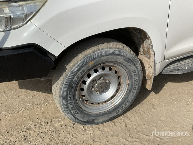 2018 Toyota Prado TX 150L 4x4 SUV - SUV: foto 5 2018 Toyota Prado TX 150L 4x4 SUV - SUV: foto 5