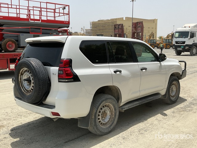 2018 Toyota Prado TX 150L 4x4 SUV - SUV: foto 3 2018 Toyota Prado TX 150L 4x4 SUV - SUV: foto 3