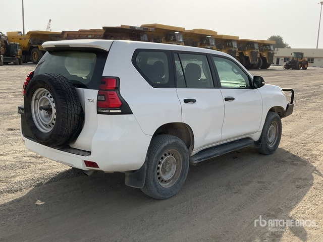 2018 Toyota Prado TX 150L 4x4 SUV - SUV: foto 3 2018 Toyota Prado TX 150L 4x4 SUV - SUV: foto 3