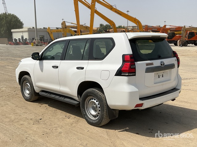 2018 Toyota Prado TX 150L 4x4 SUV - SUV: foto 3 2018 Toyota Prado TX 150L 4x4 SUV - SUV: foto 3