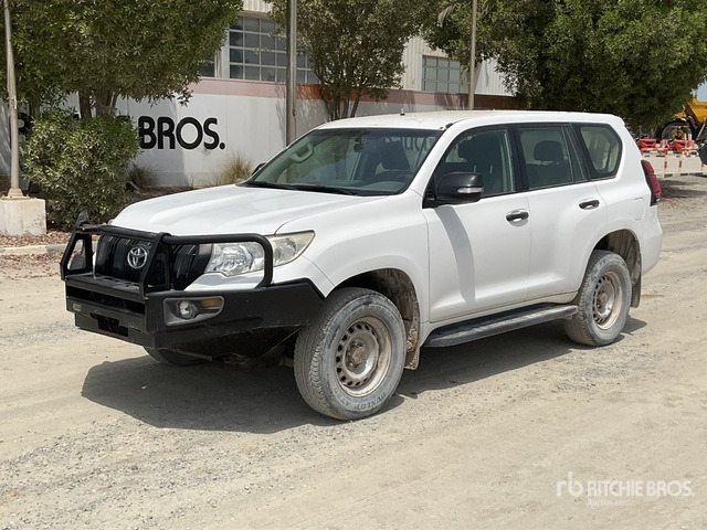 2018 Toyota Prado TX 150L 4x4 SUV - SUV: foto 1 2018 Toyota Prado TX 150L 4x4 SUV - SUV: foto 1
