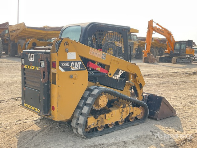 2019 Cat 239D - Mini pá carregadora de rastos: foto 4 2019 Cat 239D - Mini pá carregadora de rastos: foto 4