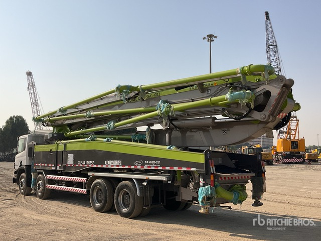 2019 Scania P420 2019 Zoomlion ZLJ5441THBSE 56 m ... Concrete Pump Truck - Autobomba de betão: foto 3 2019 Scania P420 2019 Zoomlion ZLJ5441THBSE 56 m ... Concrete Pump Truck - Autobomba de betão: foto 3
