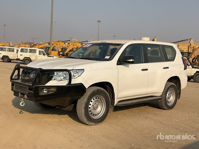 2019 Toyota Prado TX 150L 4x4 SUV - SUV: foto 3 2019 Toyota Prado TX 150L 4x4 SUV - SUV: foto 3