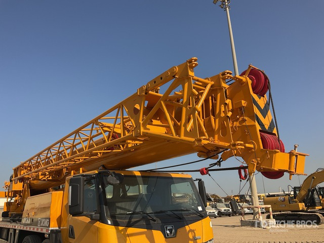 2020 XCMG QY50KA 50 ton 8x4x4 Hydraulic Truck Crane - Grua móvel: foto 4 2020 XCMG QY50KA 50 ton 8x4x4 Hydraulic Truck Crane - Grua móvel: foto 4