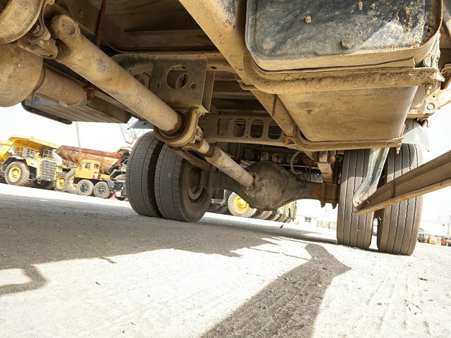 Mitsubishi KK-FK71HJ - Camião de caixa aberta/ Plataforma, Camião grua: foto 5 Mitsubishi KK-FK71HJ - Camião de caixa aberta/ Plataforma, Camião grua: foto 5