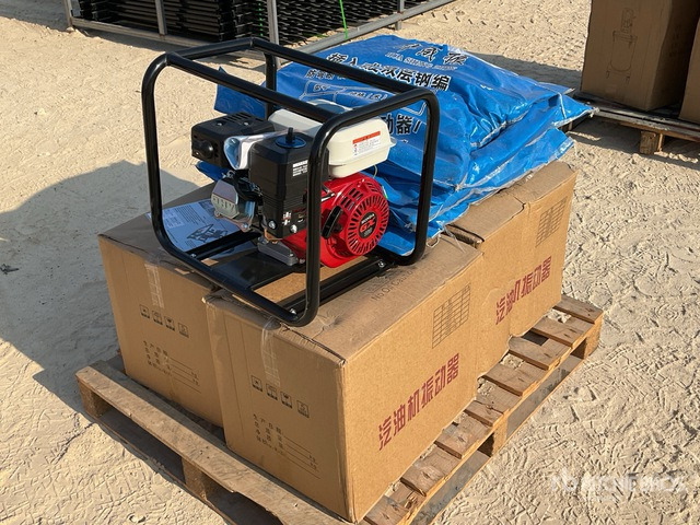 OKG CV-6000 Concrete Vibrator - Equipamento de betão: foto 1 OKG CV-6000 Concrete Vibrator - Equipamento de betão: foto 1