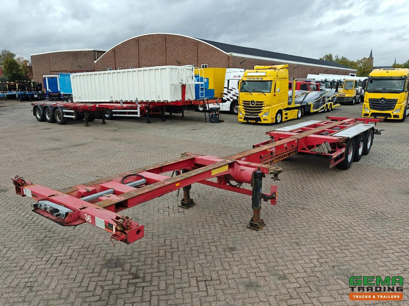 Broshuis 3 UCC-39/45 EU 3-Assen BPW - Trommelremmen - LiftAs - Alle aansluitingen - 07/2026 APK - Semi-reboque transportador de contêineres/ Caixa móvel: foto 1 Broshuis 3 UCC-39/45 EU 3-Assen BPW - Trommelremmen - LiftAs - Alle aansluitingen - 07/2026 APK - Semi-reboque transportador de contêineres/ Caixa móvel: foto 1
