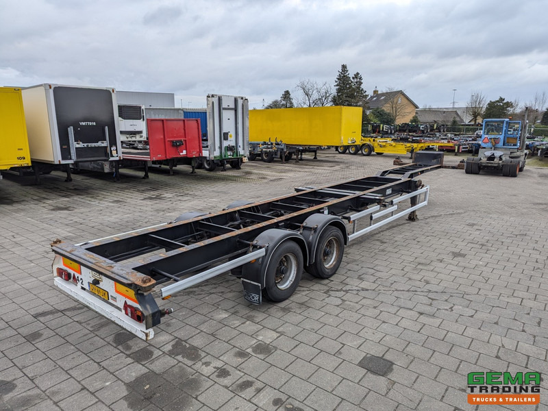 Floor FLCO 12-18 2-Assen BPW - Trommelremmen - 2x 20FT en 40FT Aansluiting - 4140KG - Semi-reboque transportador de contêineres/ Caixa móvel: foto 1 Floor FLCO 12-18 2-Assen BPW - Trommelremmen - 2x 20FT en 40FT Aansluiting - 4140KG - Semi-reboque transportador de contêineres/ Caixa móvel: foto 1