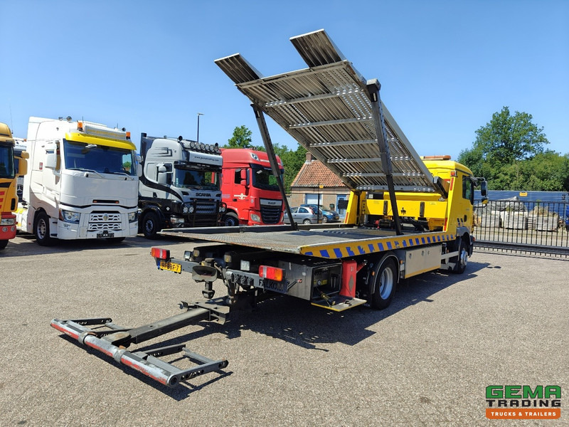MAN TGM 12.250 4X2 BL DubbelCab 6 Pers. - Falkom FAS6000 + FAL2000 + Dubbele Lier 3600KG - Afstandsbediening - 10/2025 APK - Caminhão reboque: foto 2 MAN TGM 12.250 4X2 BL DubbelCab 6 Pers. - Falkom FAS6000 + FAL2000 + Dubbele Lier 3600KG - Afstandsbediening - 10/2025 APK - Caminhão reboque: foto 2