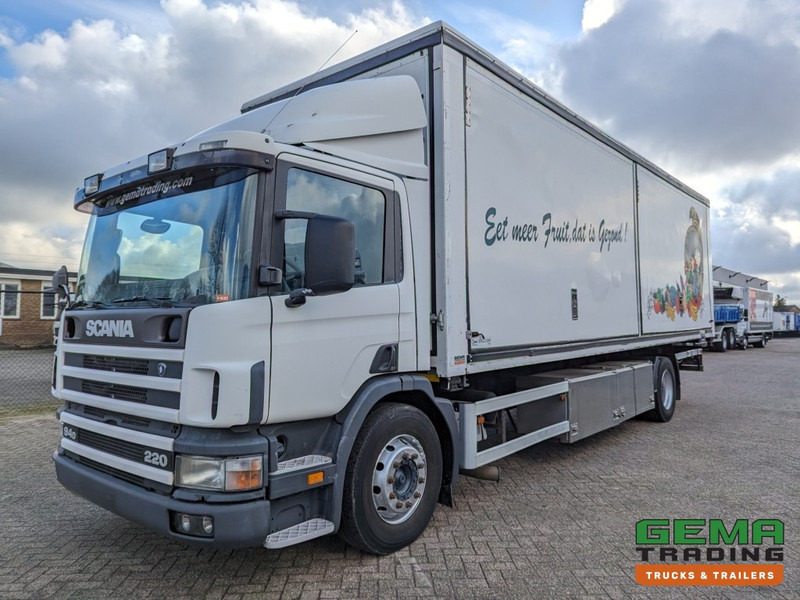 Scania P220-94D 4x2 Daycab Euro2 Manual - Analog Tacho -BDF-systeem - Marktwagen / Marktkraam (V682) - Camião transportador de contêineres/ Caixa móvel: foto 2 Scania P220-94D 4x2 Daycab Euro2 Manual - Analog Tacho -BDF-systeem - Marktwagen / Marktkraam (V682) - Camião transportador de contêineres/ Caixa móvel: foto 2