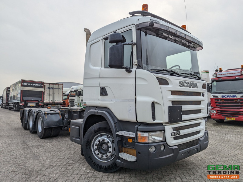 Scania R400 8x4/4 CG19 Euro5 - Handgeschakeld - ChassisCabine - ADR - PTO Prep - Camera - Camião chassi: foto 2 Scania R400 8x4/4 CG19 Euro5 - Handgeschakeld - ChassisCabine - ADR - PTO Prep - Camera - Camião chassi: foto 2