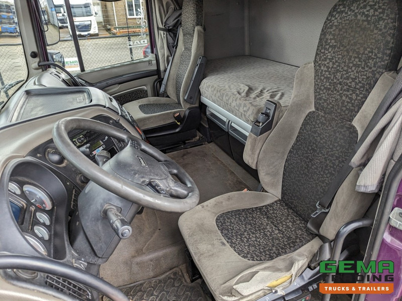 DAF FT XF105.410 4x2 Euro5 FT XF105.410 4x2 SpaceCab Euro5 - Side Skirts - Spare Wheel - Original Holland truck - Tractor: foto 5 DAF FT XF105.410 4x2 Euro5 FT XF105.410 4x2 SpaceCab Euro5 - Side Skirts - Spare Wheel - Original Holland truck - Tractor: foto 5