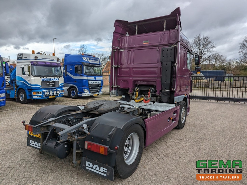 DAF FT XF105.410 4x2 Euro5 FT XF105.410 4x2 SpaceCab Euro5 - Side Skirts - Spare Wheel - Original Holland truck - Tractor: foto 3 DAF FT XF105.410 4x2 Euro5 FT XF105.410 4x2 SpaceCab Euro5 - Side Skirts - Spare Wheel - Original Holland truck - Tractor: foto 3