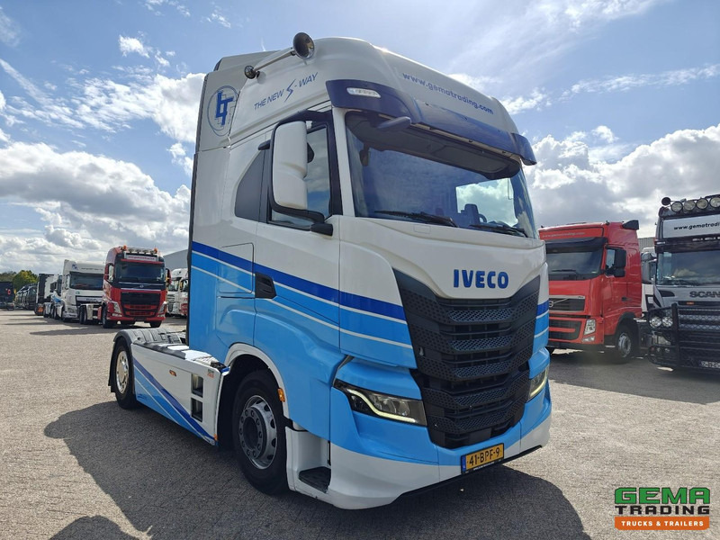 Iveco S-WAY 420 4x2 Euro6D - Dubbele Tanks - StandAirco - Navi - SMARTTacho V2 - 04/2026 APK - Tractor: foto 2 Iveco S-WAY 420 4x2 Euro6D - Dubbele Tanks - StandAirco - Navi - SMARTTacho V2 - 04/2026 APK - Tractor: foto 2