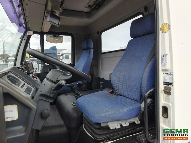 Tractor MAN LE 10.220 4x2 Dagcabine Euro3 - Handgeschakeld - Analoge Tachograaf - 195.000km: foto 13 Tractor MAN LE 10.220 4x2 Dagcabine Euro3 - Handgeschakeld - Analoge Tachograaf - 195.000km: foto 13