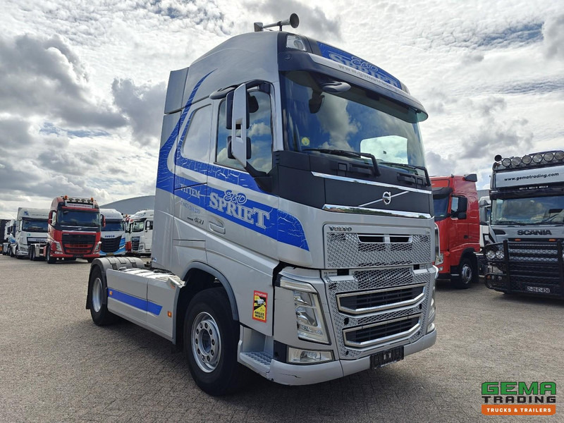 Volvo FH460 4x2 Globetrotter Euro6 - WF/Kiep Hydrauliek - Dubbele Tanks - Tractor: foto 2 Volvo FH460 4x2 Globetrotter Euro6 - WF/Kiep Hydrauliek - Dubbele Tanks - Tractor: foto 2