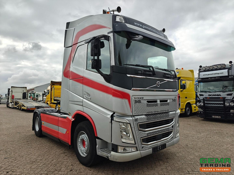 Volvo FH460 4x2 Globetrotter Euro6C - Hydrauliek - Dubbele Tanks - SMARTTacho V2 - 03/2026 APK - Tractor: foto 2 Volvo FH460 4x2 Globetrotter Euro6C - Hydrauliek - Dubbele Tanks - SMARTTacho V2 - 03/2026 APK - Tractor: foto 2