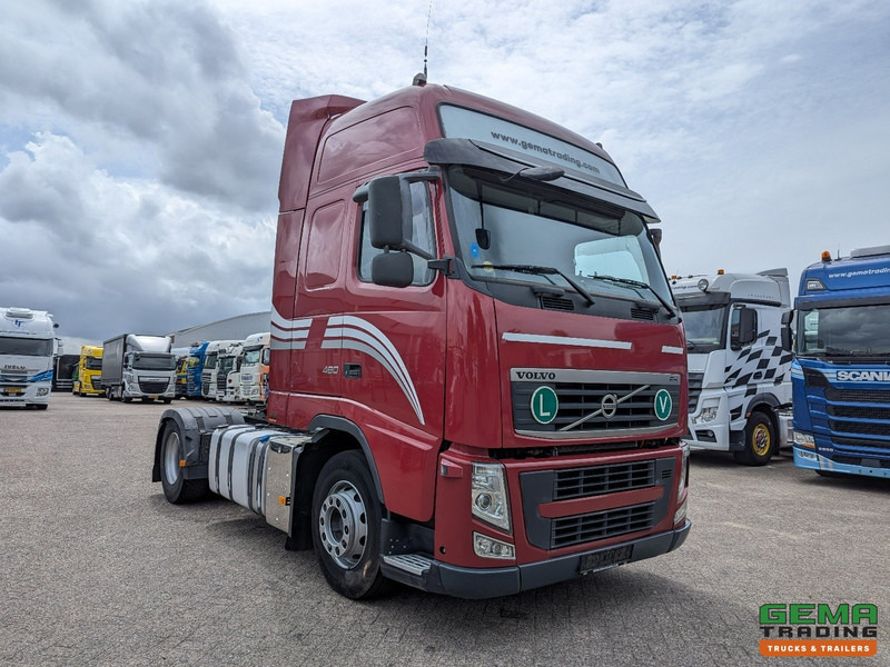 Volvo FH460 4x2 Globetrotter XL Euro5 - Handgeschakeld - Dubbele tanks - 8 units in stock! - Tractor: foto 2 Volvo FH460 4x2 Globetrotter XL Euro5 - Handgeschakeld - Dubbele tanks - 8 units in stock! - Tractor: foto 2