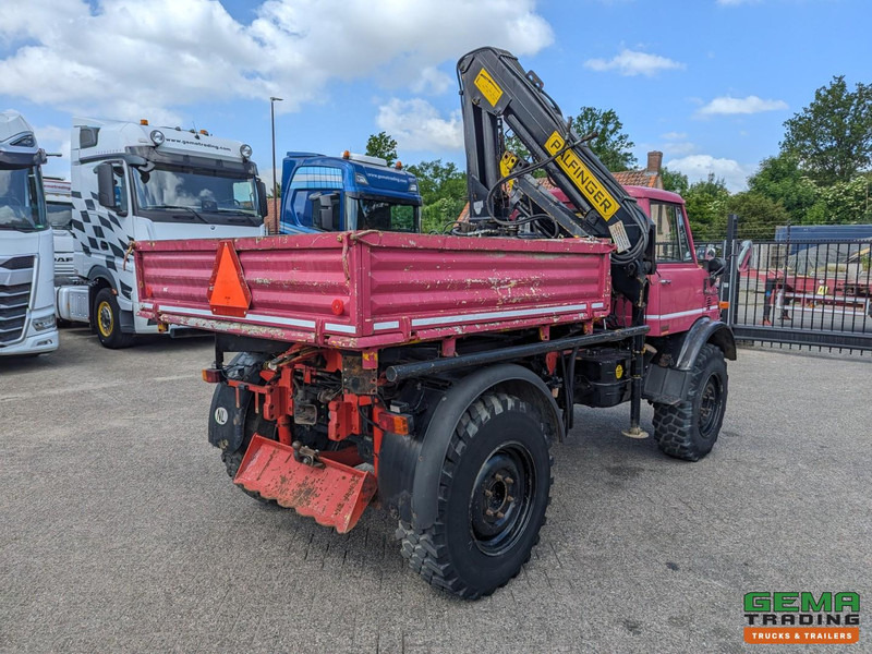 Unimog 416/U1100 4x4 - Hiab PK4600A - Open laadbak - Lier - Vangmuil/trekhaak - Mercedes Benz - Camião grua: foto 5 Unimog 416/U1100 4x4 - Hiab PK4600A - Open laadbak - Lier - Vangmuil/trekhaak - Mercedes Benz - Camião grua: foto 5