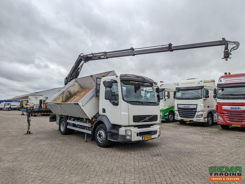 Volvo FL240 4x2 Dagcab Euro5 - 2 Zijdige Kipper + Kraan Hiab 088ES-3 HIDUO - RadioGrafisch - 39.900KM! - 11/2025APK - Camião basculante, Camião grua: foto 2 Volvo FL240 4x2 Dagcab Euro5 - 2 Zijdige Kipper + Kraan Hiab 088ES-3 HIDUO - RadioGrafisch - 39.900KM! - 11/2025APK - Camião basculante, Camião grua: foto 2
