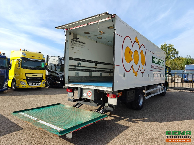 Volvo FM330 4x2 Dagcab Euro5 - KuikenBak 8.4m + Webasto Heater + Dhollandia 2000KG - Camião transporte de gado: foto 2 Volvo FM330 4x2 Dagcab Euro5 - KuikenBak 8.4m + Webasto Heater + Dhollandia 2000KG - Camião transporte de gado: foto 2