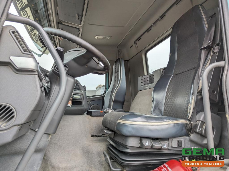 Volvo FMX410 8x4 /4 Daycab Euro5 - Haakarm 25T - CementSilo - RadioGrafisch - Hydr. Steunpoten - NaafReductie - Camião polibenne: foto 5 Volvo FMX410 8x4 /4 Daycab Euro5 - Haakarm 25T - CementSilo - RadioGrafisch - Hydr. Steunpoten - NaafReductie - Camião polibenne: foto 5