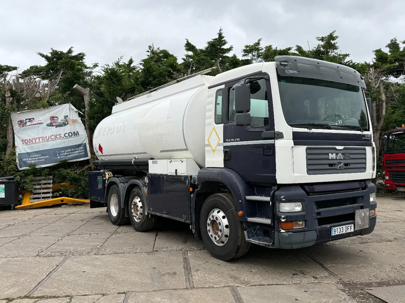 MAN TGA 26.430 6X2 Fuel Tank 21.000L 3 Comp + 2 Pump D20 Engine - Caminhão tanque: foto 1 MAN TGA 26.430 6X2 Fuel Tank 21.000L 3 Comp + 2 Pump D20 Engine - Caminhão tanque: foto 1