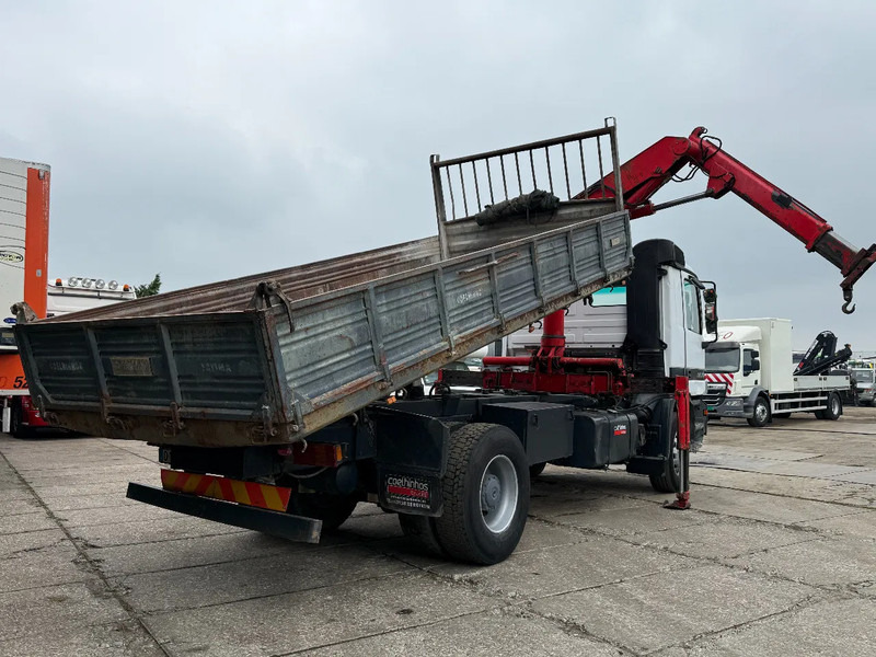 Mercedes-Benz Actros 1831 V6 4X2 Tipper + crane EPS Manual Gearbox 3 peddal - Camião basculante, Camião grua: foto 4 Mercedes-Benz Actros 1831 V6 4X2 Tipper + crane EPS Manual Gearbox 3 peddal - Camião basculante, Camião grua: foto 4