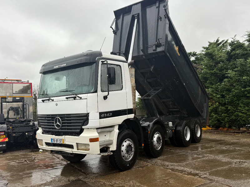 Mercedes-Benz Actros 4143 V6 8X4 Tipper Spring/Spring MP1 Manual Gear - Camião basculante: foto 2 Mercedes-Benz Actros 4143 V6 8X4 Tipper Spring/Spring MP1 Manual Gear - Camião basculante: foto 2