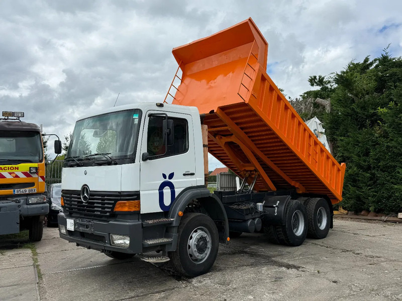 Mercedes-Benz Atego 2628 6X4 Tipper Spring/Spring Manual Gearbox - Camião basculante: foto 2 Mercedes-Benz Atego 2628 6X4 Tipper Spring/Spring Manual Gearbox - Camião basculante: foto 2