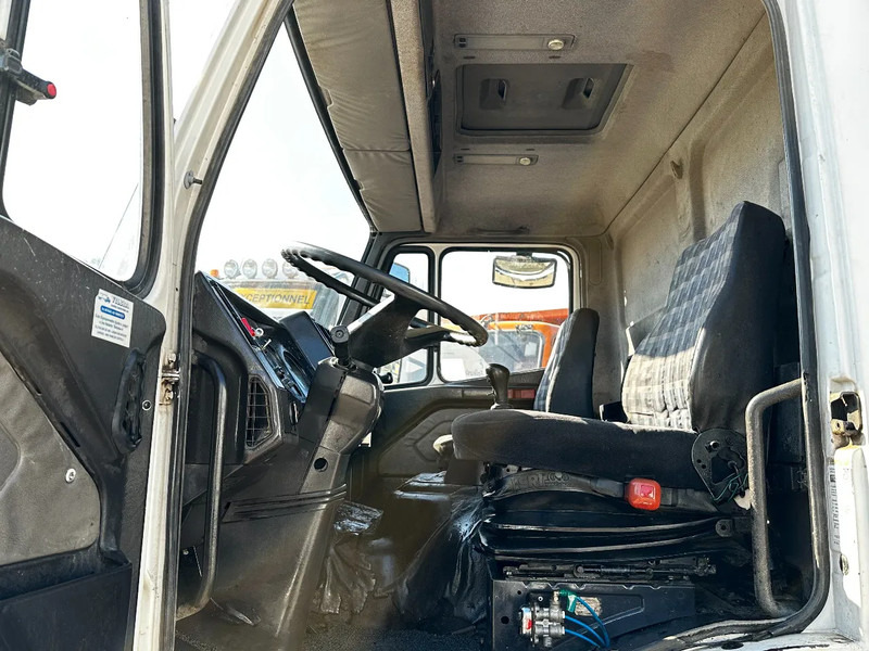 Camião basculante Mercedes-Benz SK 1733 V6 4X2 Tipper Spring/Spring EPS Manual Gearbox: foto 13