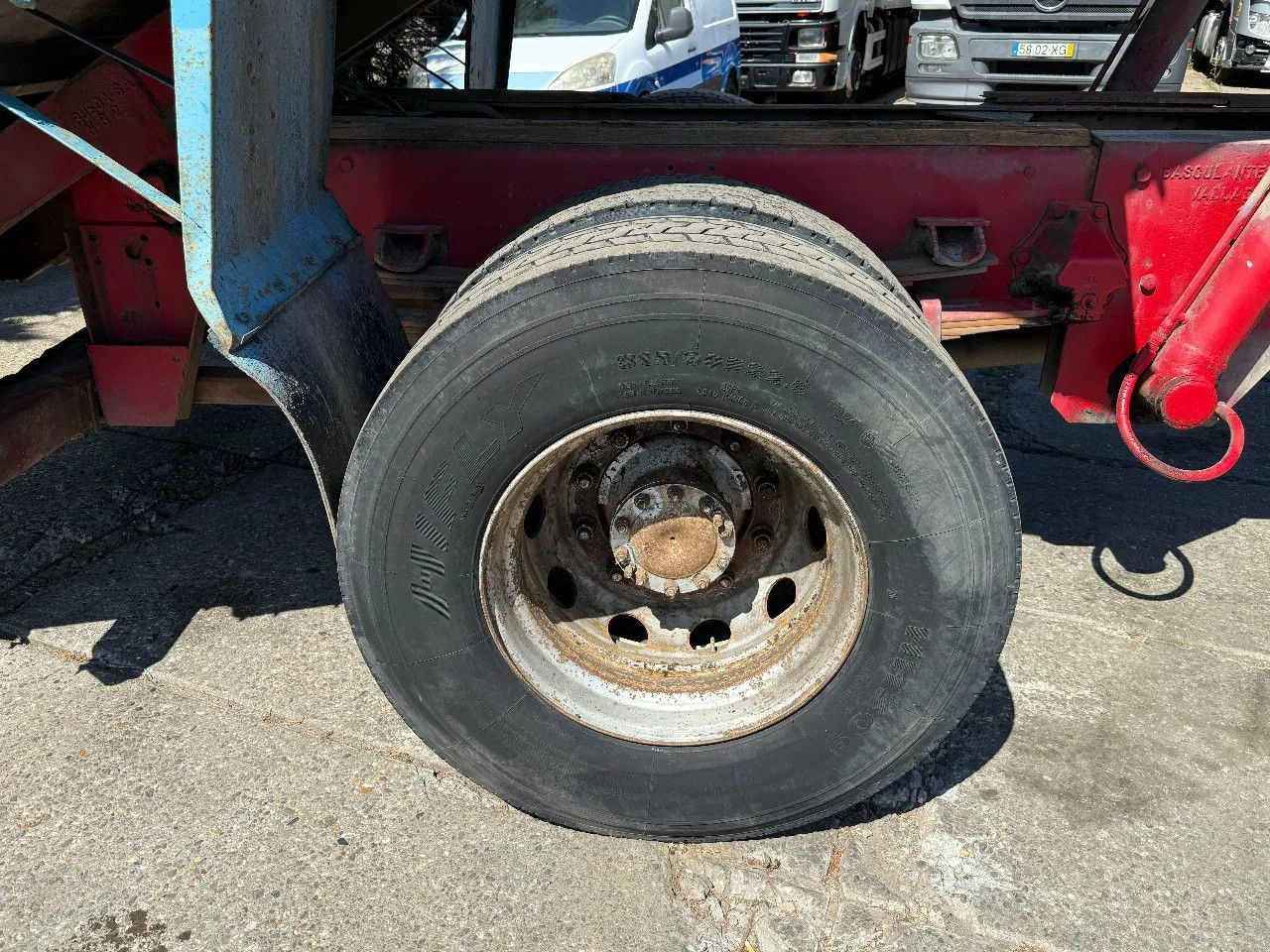 Renault G230 4X2 Tipper Spring/Spring Manual Gearbox - Camião basculante: foto 5 Renault G230 4X2 Tipper Spring/Spring Manual Gearbox - Camião basculante: foto 5