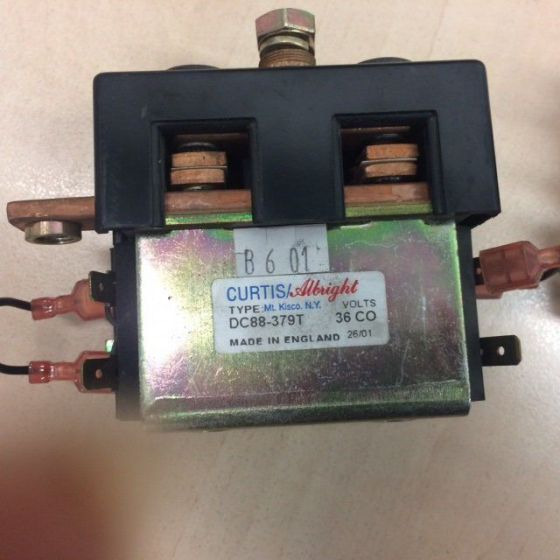 2X Contactors for Scrubber vacuum cleaner Nilfisk BR 850 - Sistema elétrico por Lavadora aspiradora de pavimentos: foto 3 2X Contactors for Scrubber vacuum cleaner Nilfisk BR 850 - Sistema elétrico por Lavadora aspiradora de pavimentos: foto 3