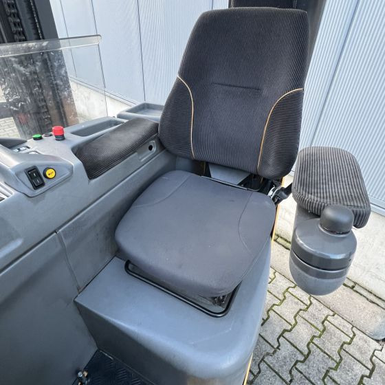 Atlet UFS200DTFVRF850 - Empilhador de 4 vias: foto 2 Atlet UFS200DTFVRF850 - Empilhador de 4 vias: foto 2