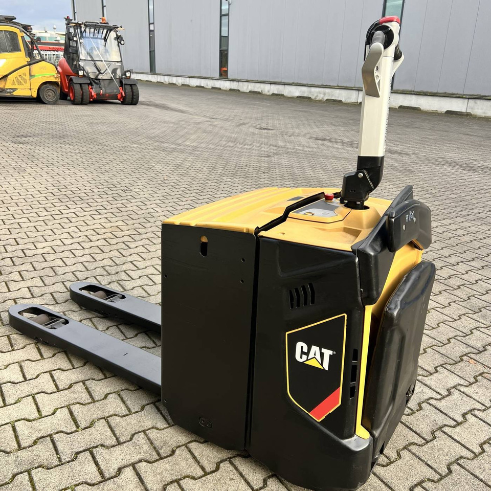 Caterpillar NPV20N2 - Porta-palete: foto 4 Caterpillar NPV20N2 - Porta-palete: foto 4
